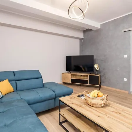 Apartment Beautiful In With Wifi Lovran